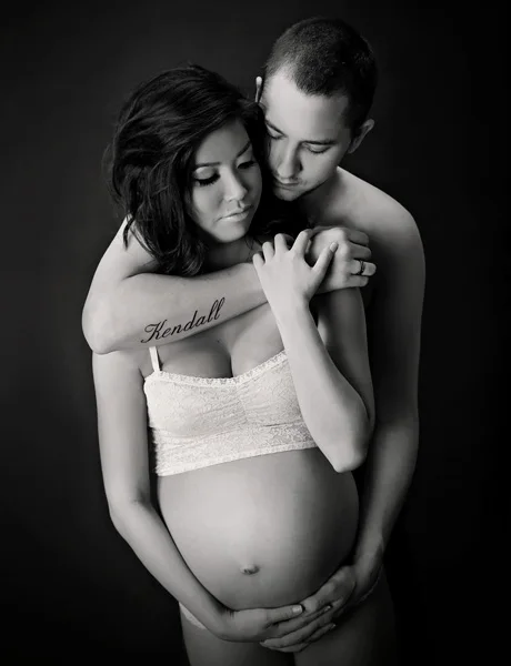 Maternity portrait by Expressions by Ashton, photo 1